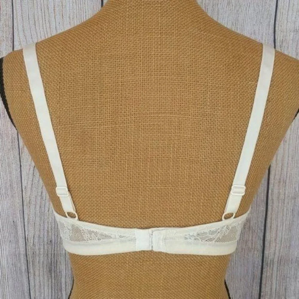 Selmark Women's Size 36C Ivory Floral Lace Lightly Lined Bra Underwire